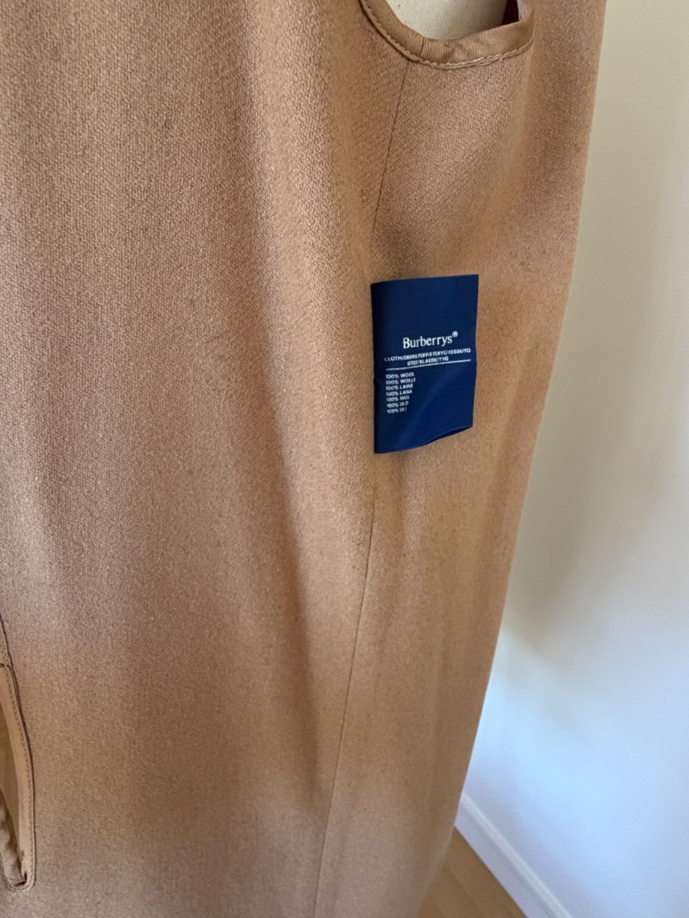 BURRYBERRY TRENCH COAT - Picture 5 of 14